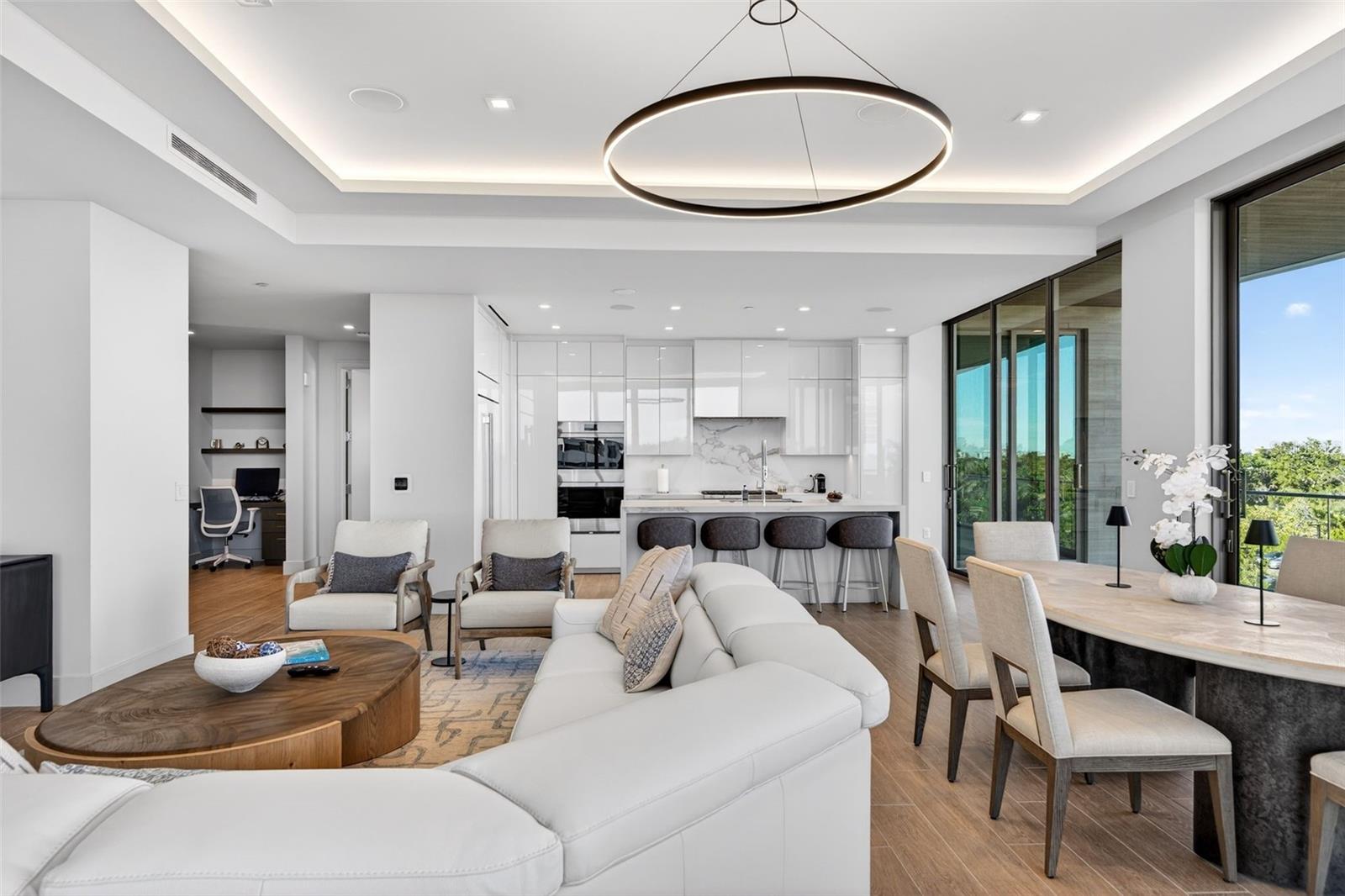 Image 12 of 88 For 1591 Gulf Of Mexico Drive 412