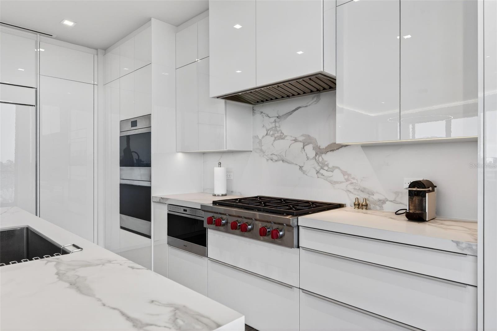 Image 22 of 88 For 1591 Gulf Of Mexico Drive 412