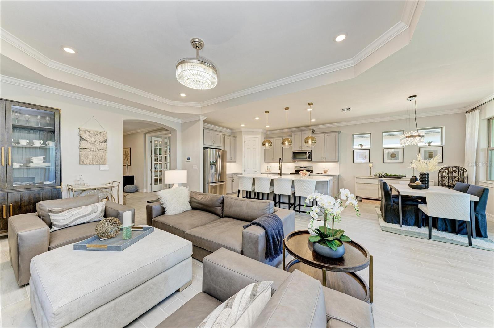 Image 12 of 88 For 576 Ravello Boulevard