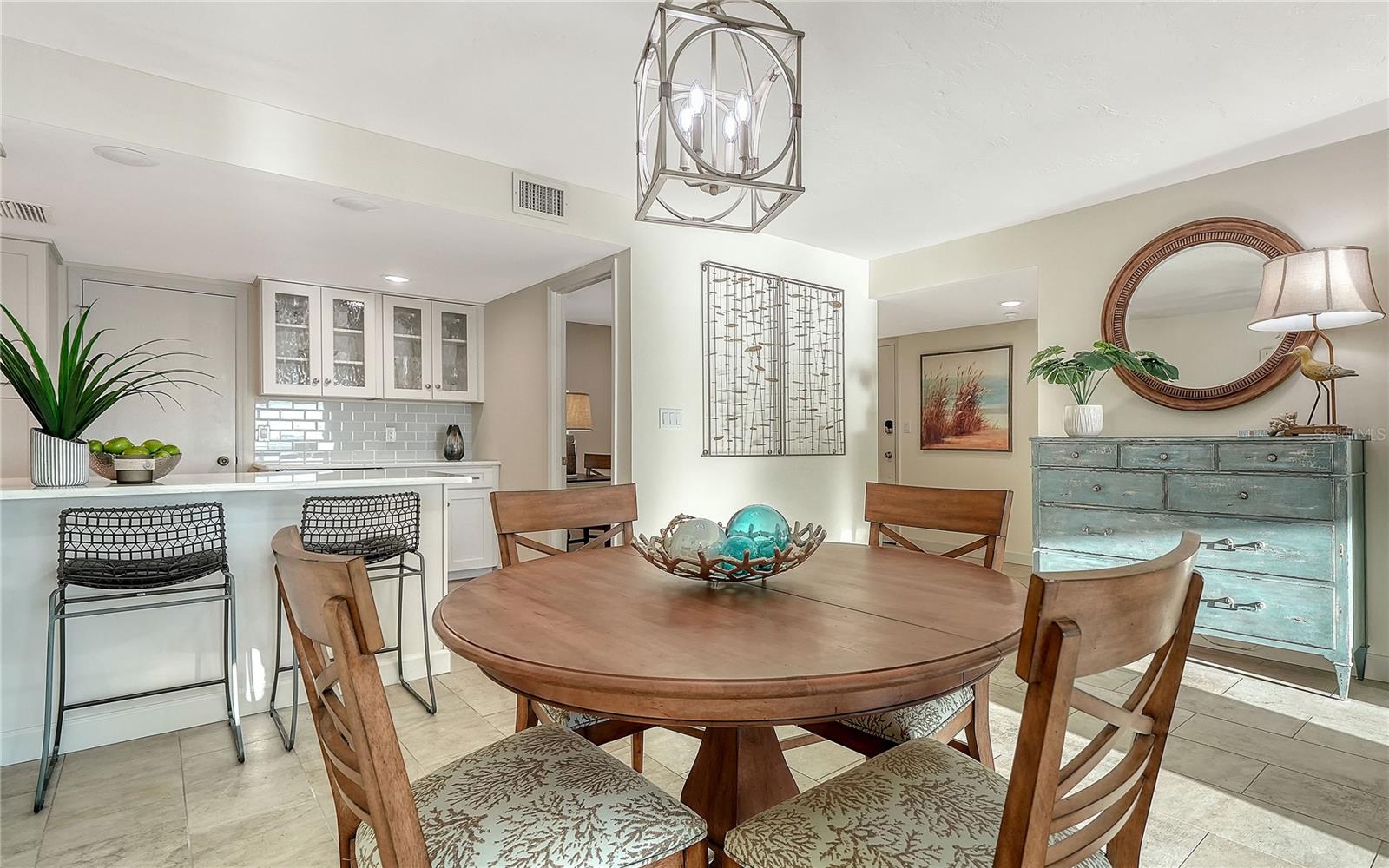 Image 14 of 50 For 1750 Benjamin Franklin Drive 9c