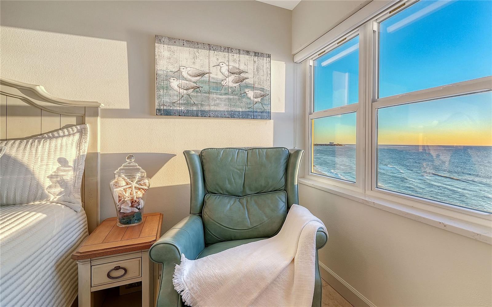 Image 25 of 50 For 1750 Benjamin Franklin Drive 9c