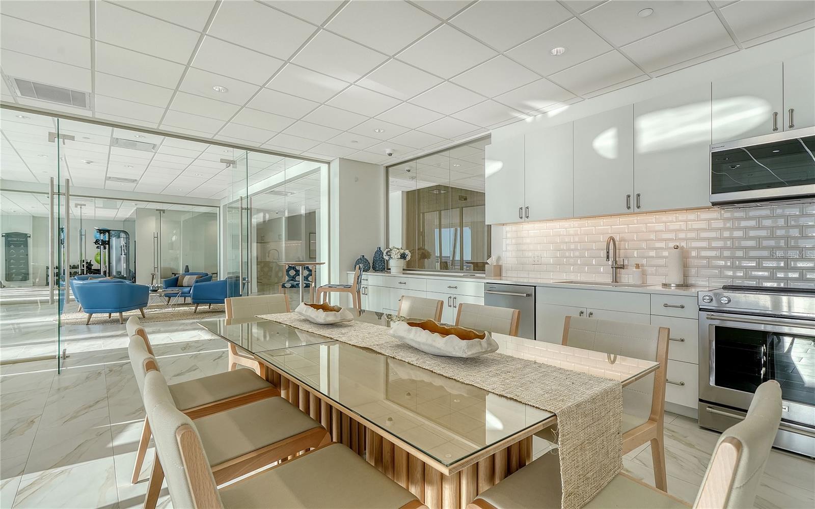 Image 35 of 50 For 1750 Benjamin Franklin Drive 9c