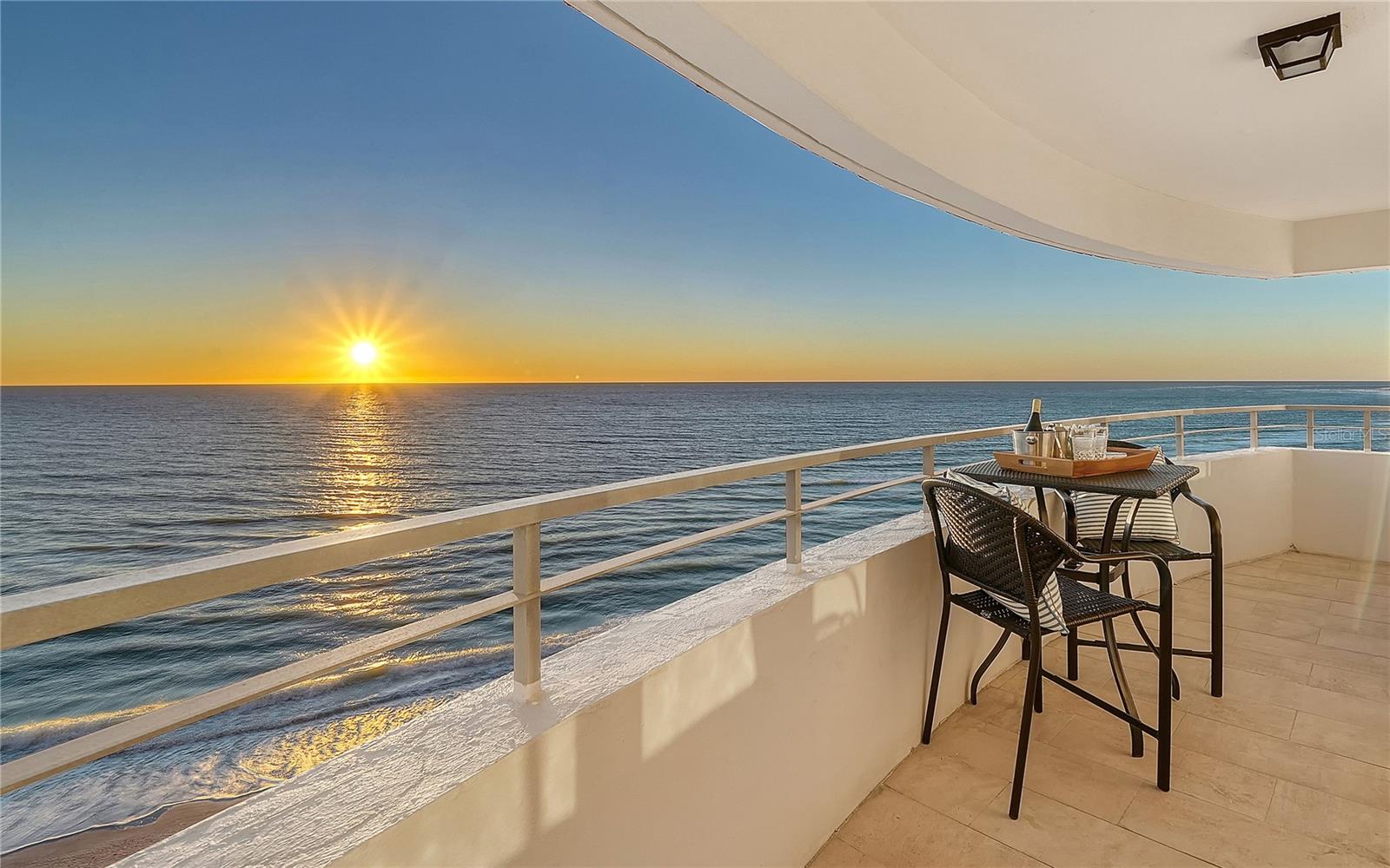 Image 4 of 50 For 1750 Benjamin Franklin Drive 9c