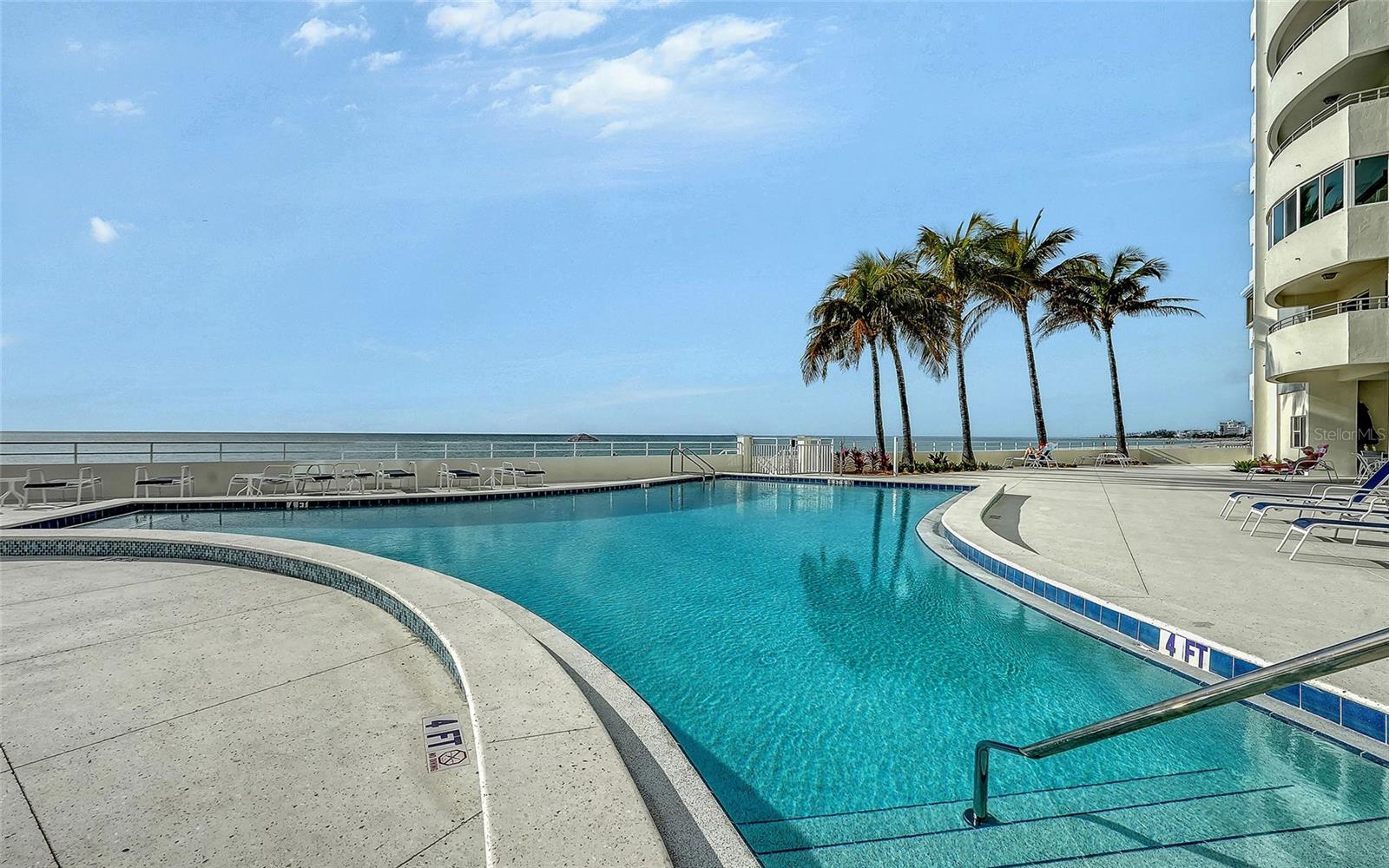 Image 40 of 50 For 1750 Benjamin Franklin Drive 9c