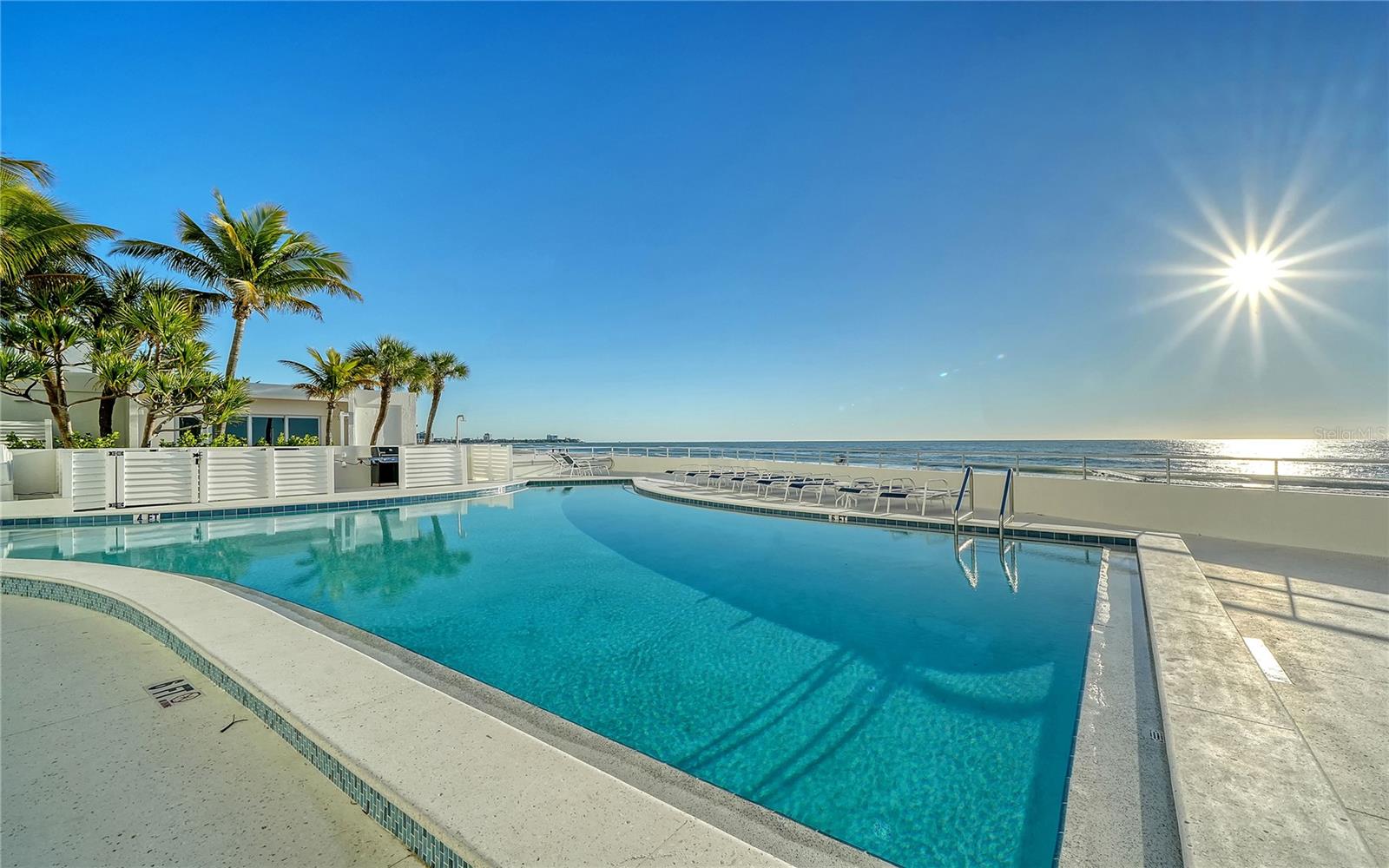 Image 41 of 50 For 1750 Benjamin Franklin Drive 9c