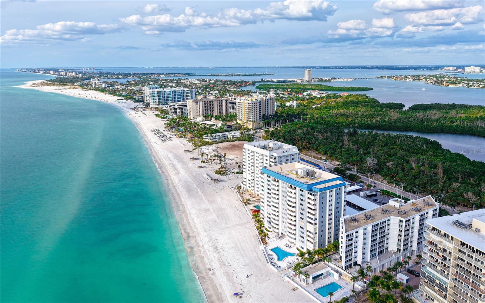 Image 45 of 50 For 1750 Benjamin Franklin Drive 9c