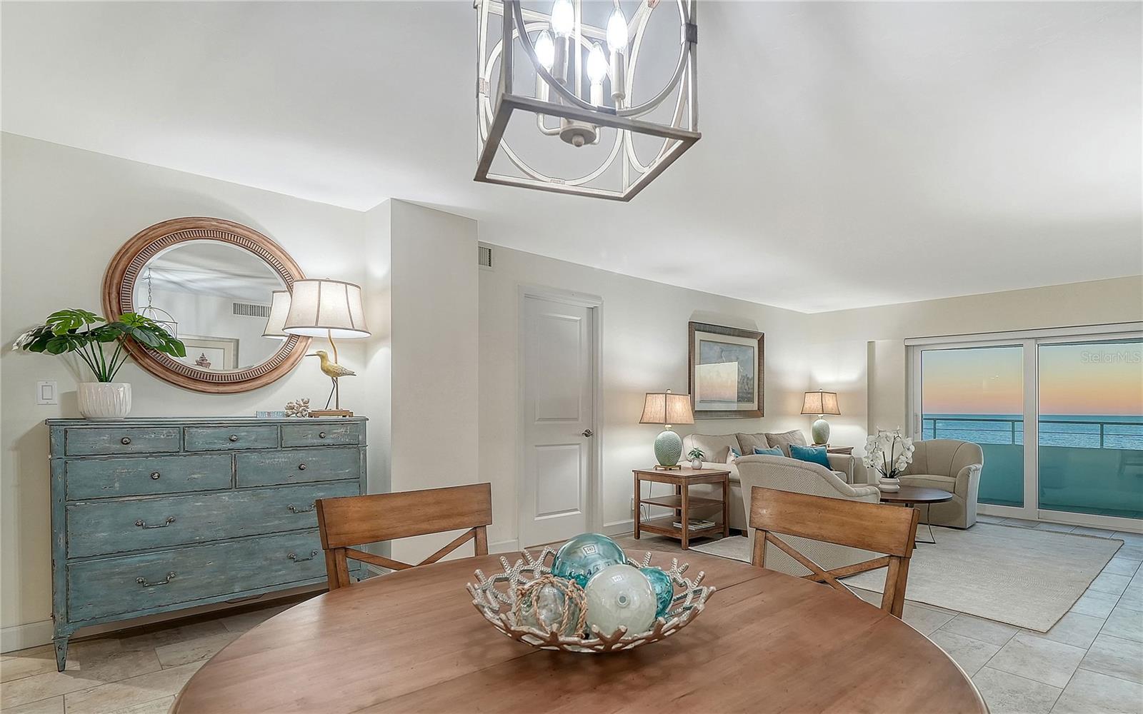 Image 8 of 50 For 1750 Benjamin Franklin Drive 9c