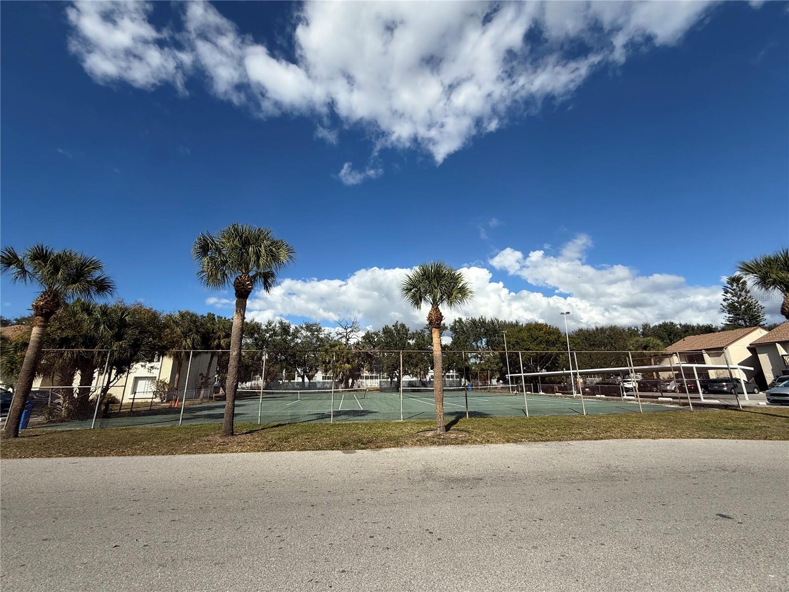 Image 18 of 20 For 2632 Hidden Lake Drive N H