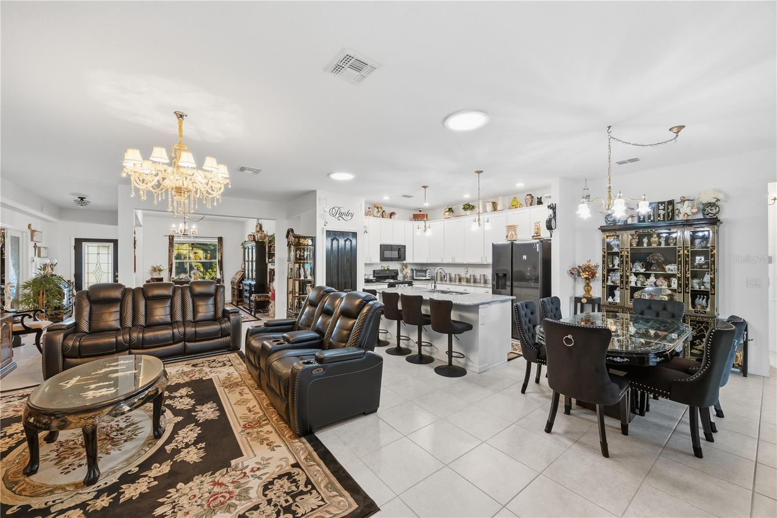 Image 15 of 38 For 17265 Gulfspray Circle