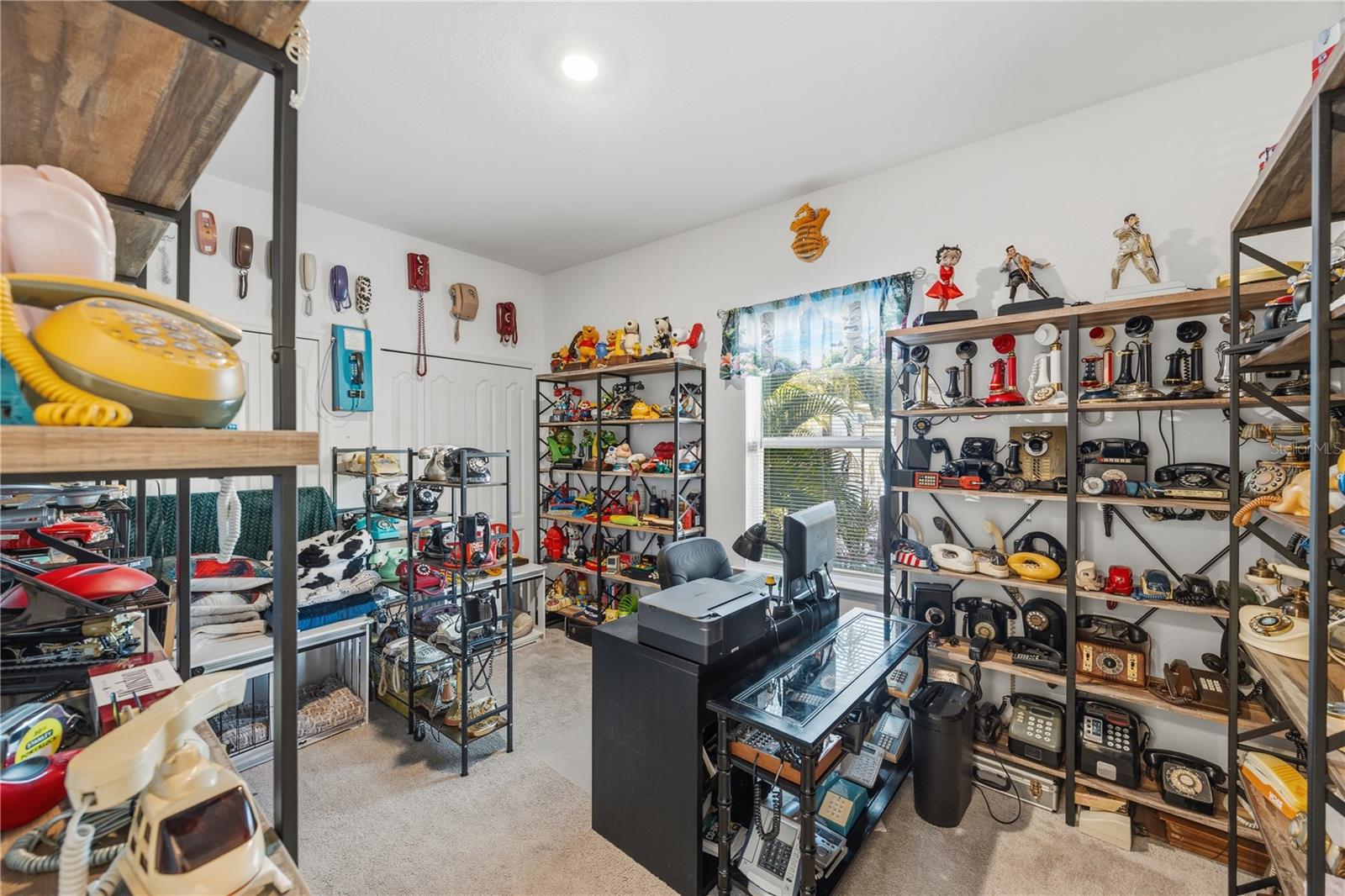 Image 16 of 38 For 17265 Gulfspray Circle