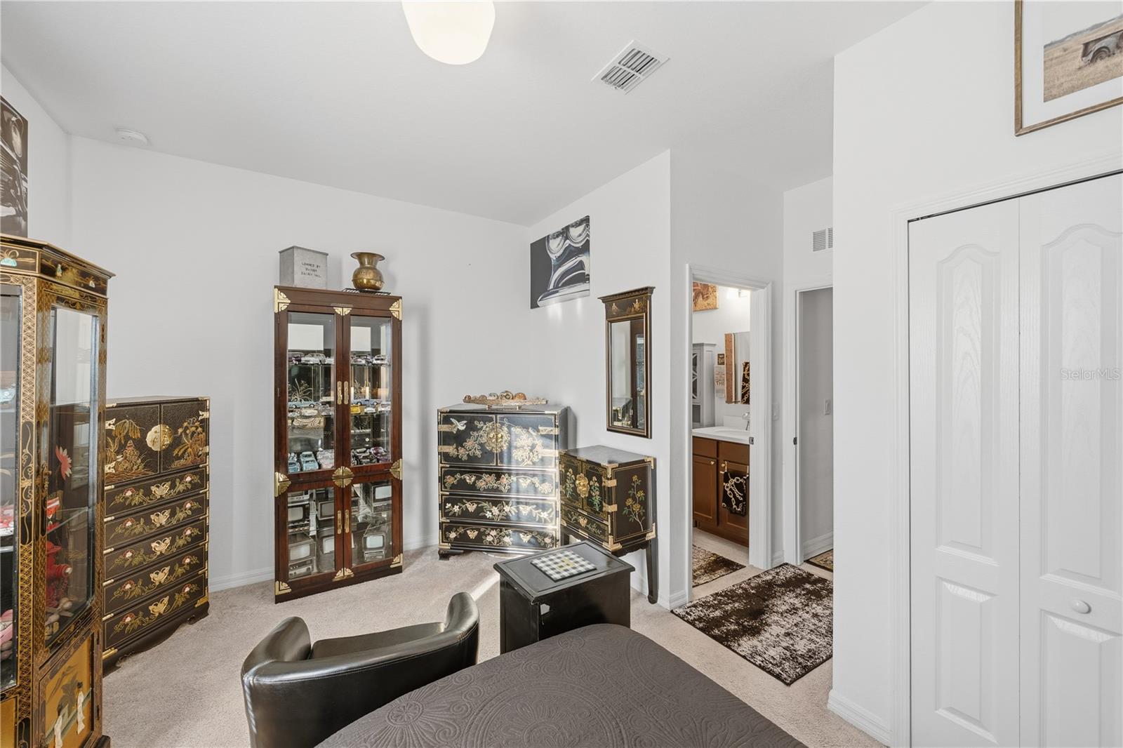 Image 28 of 38 For 17265 Gulfspray Circle