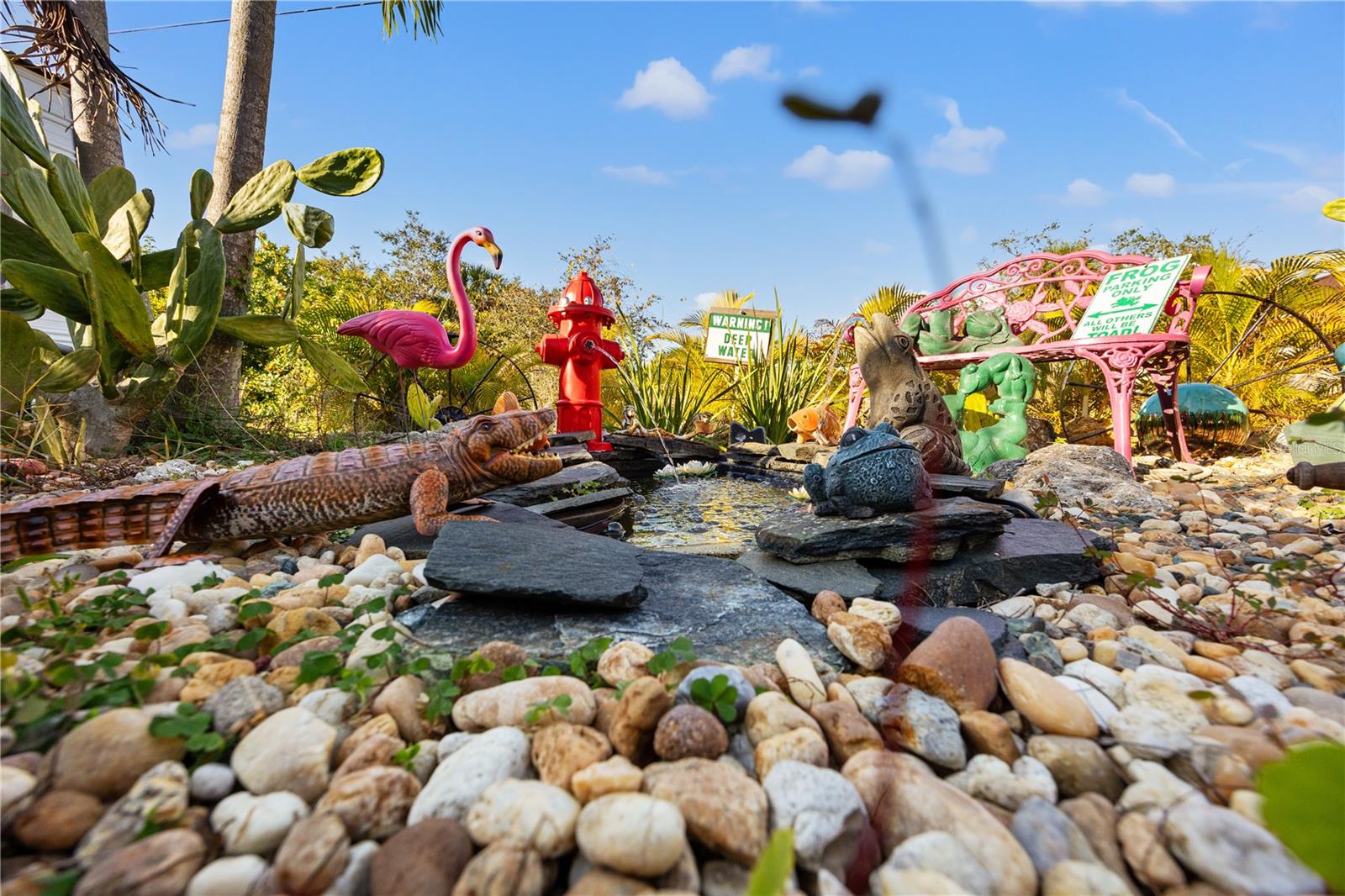 Image 8 of 38 For 17265 Gulfspray Circle