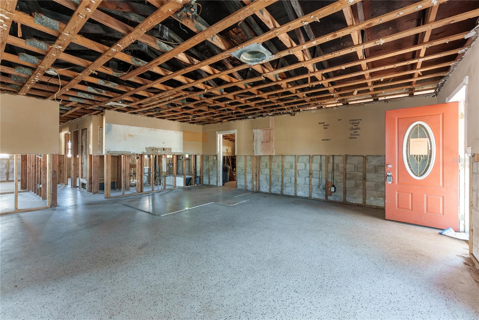 Image 4 of 24 For 3307 Miami Place