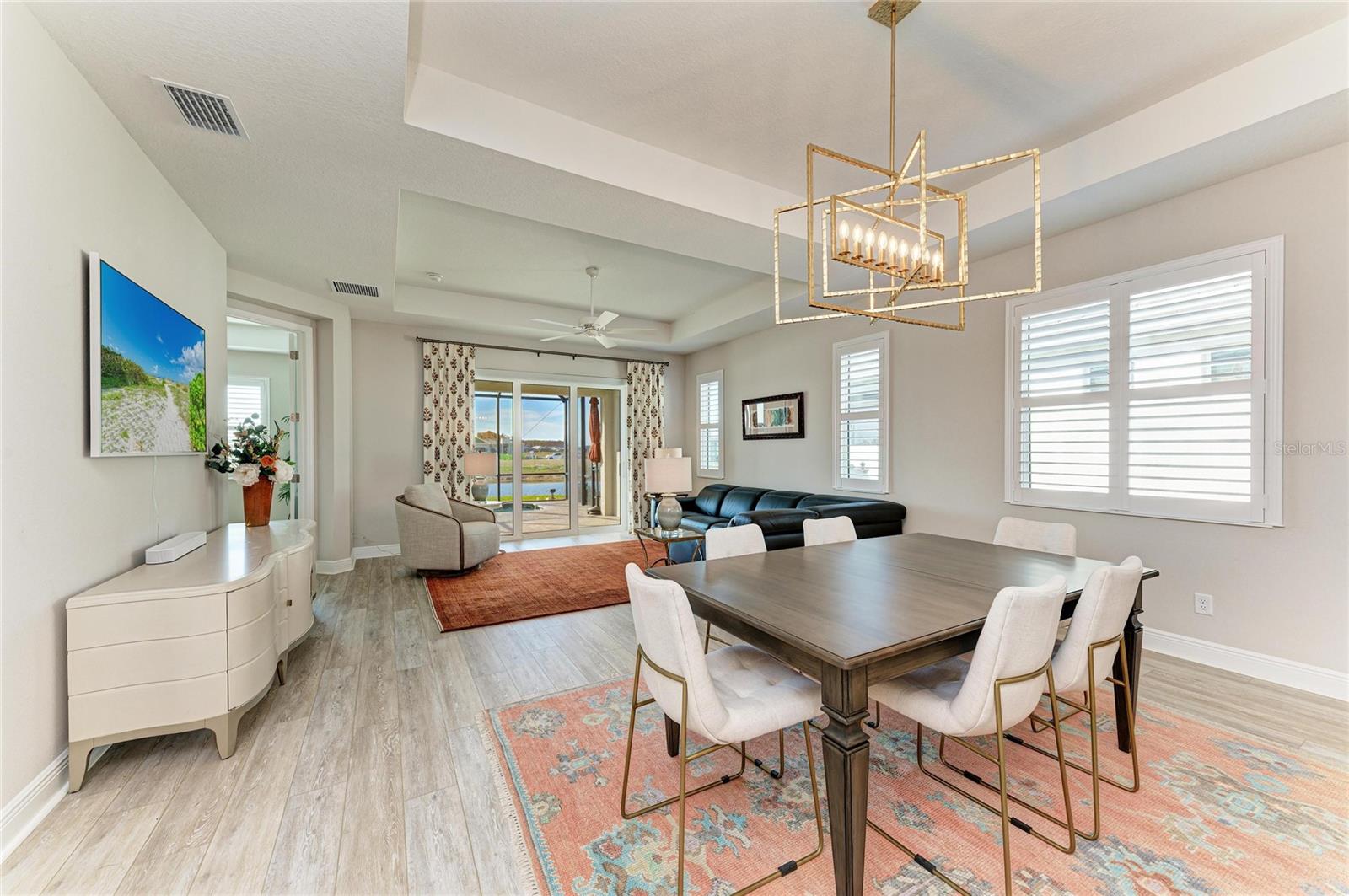 Image 11 of 42 For 164 Van Gogh Cove