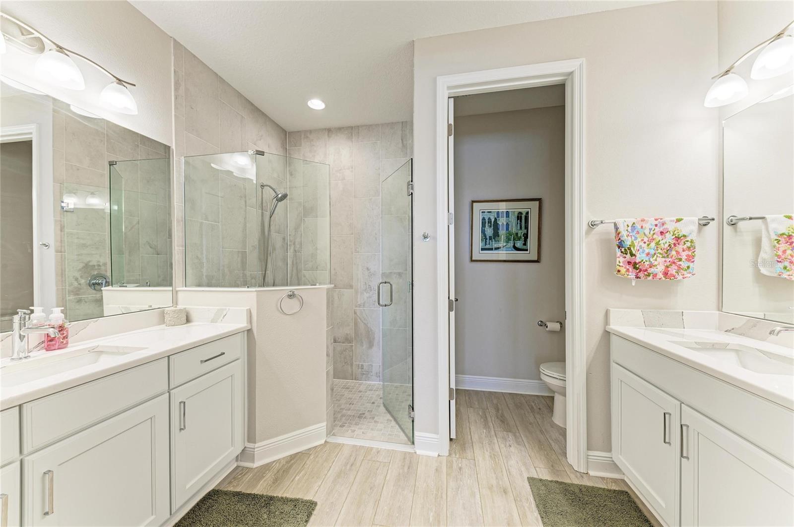 Image 21 of 42 For 164 Van Gogh Cove