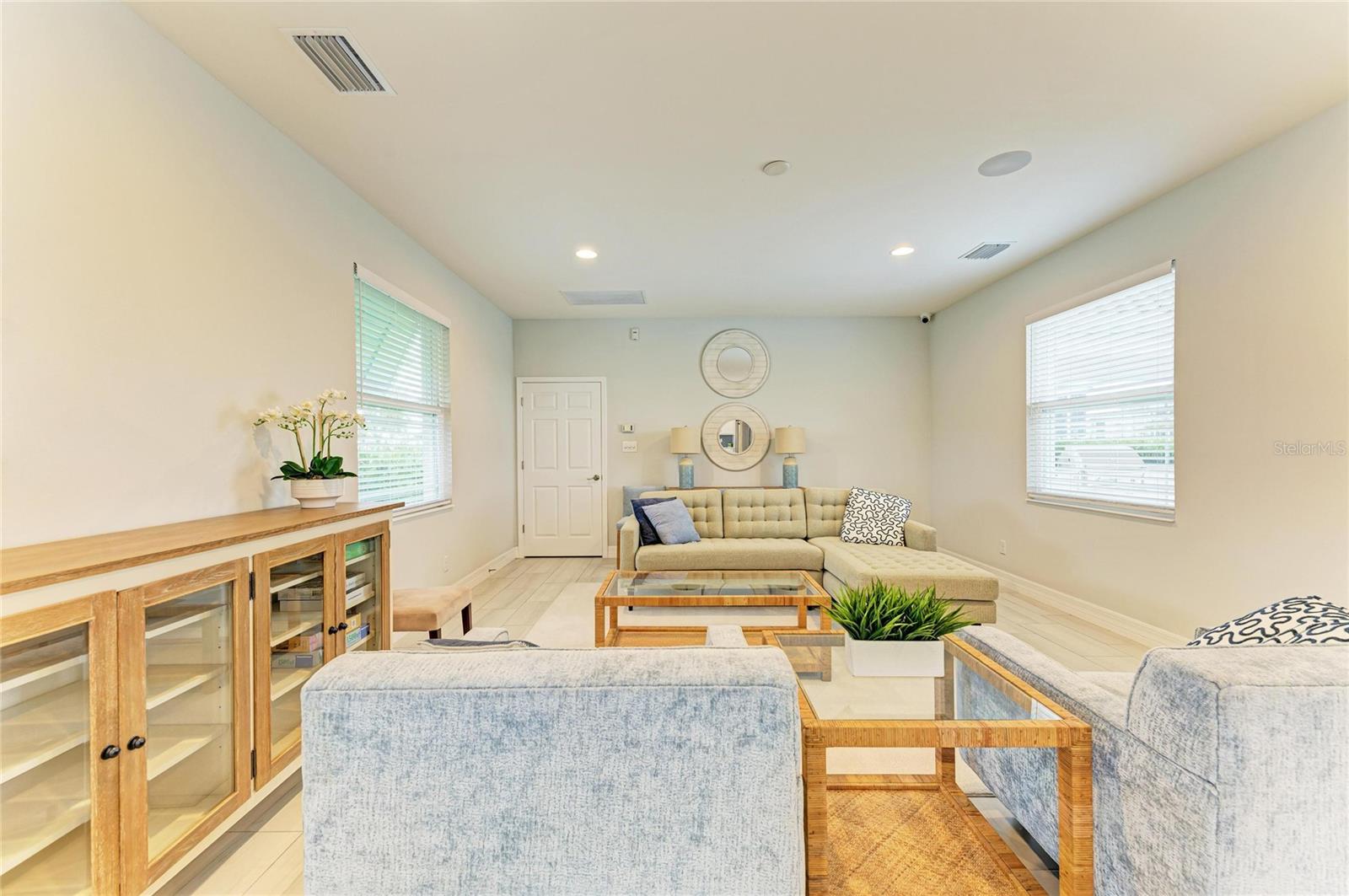 Image 38 of 42 For 164 Van Gogh Cove