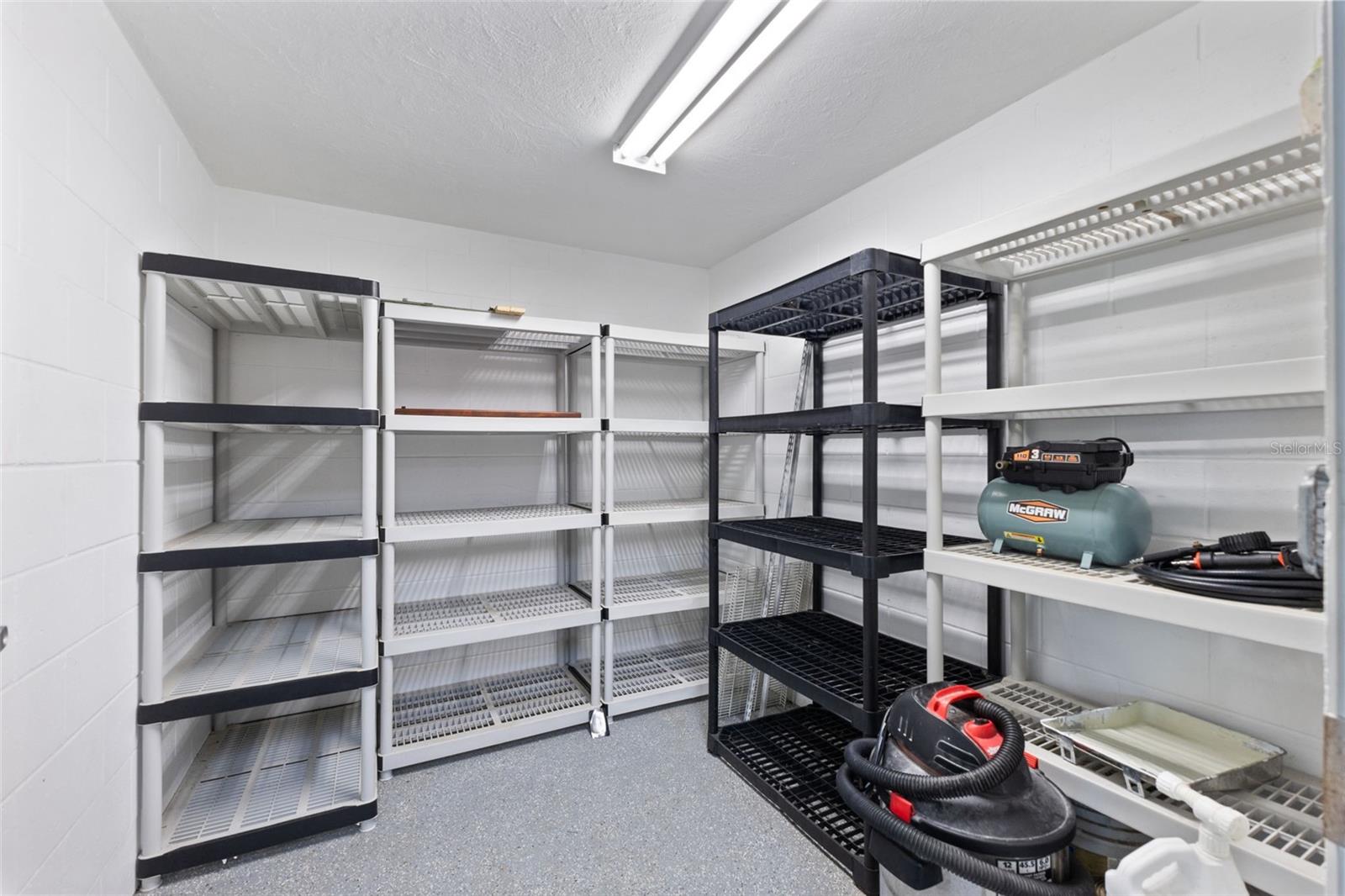 Image 59 of 72 For 6950 El Dorado Drive