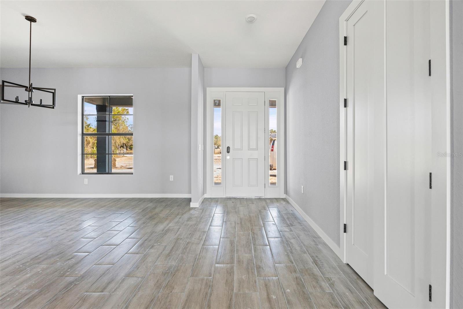 Image 13 of 28 For 6137 Grove Boulevard