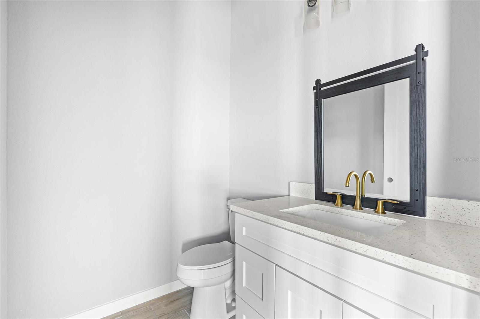 Image 24 of 28 For 6137 Grove Boulevard