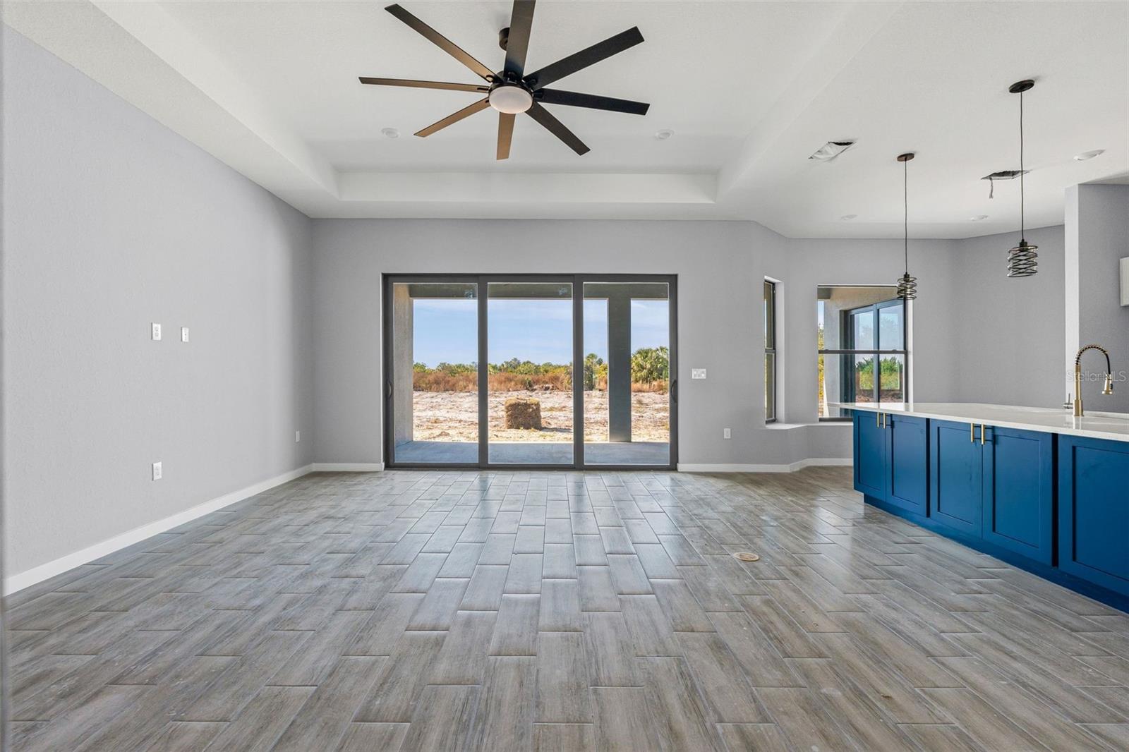 Image 5 of 28 For 6137 Grove Boulevard