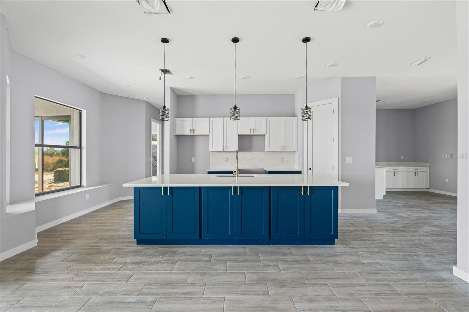 Image 7 of 28 For 6137 Grove Boulevard