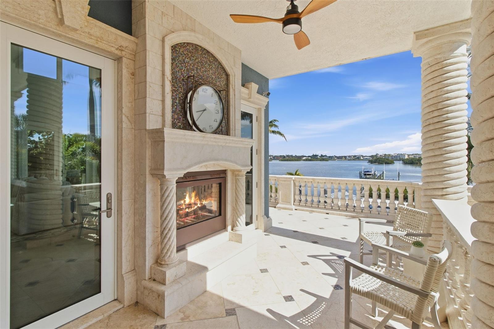 Image 11 of 60 For 144 Casey Key Road