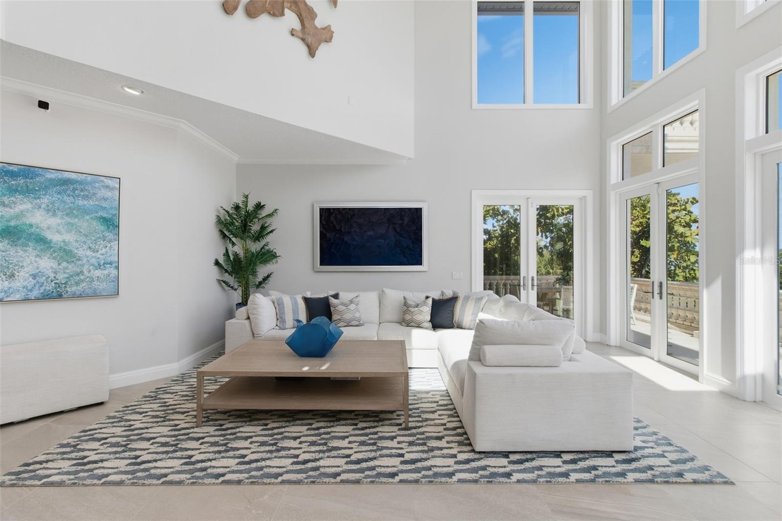 Image 18 of 60 For 144 Casey Key Road