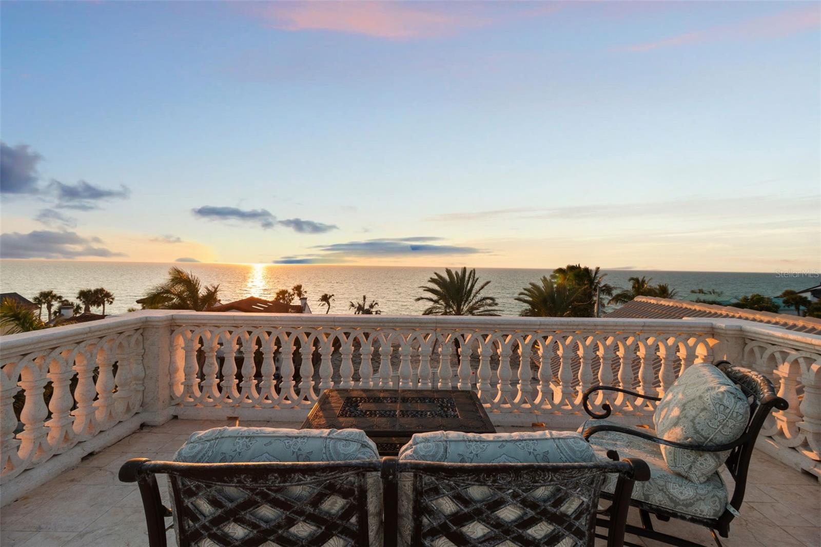 Image 33 of 60 For 144 Casey Key Road