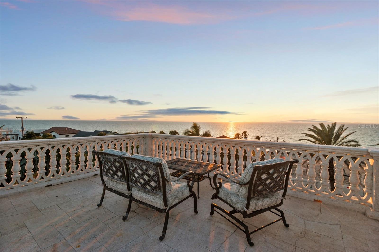 Image 49 of 60 For 144 Casey Key Road