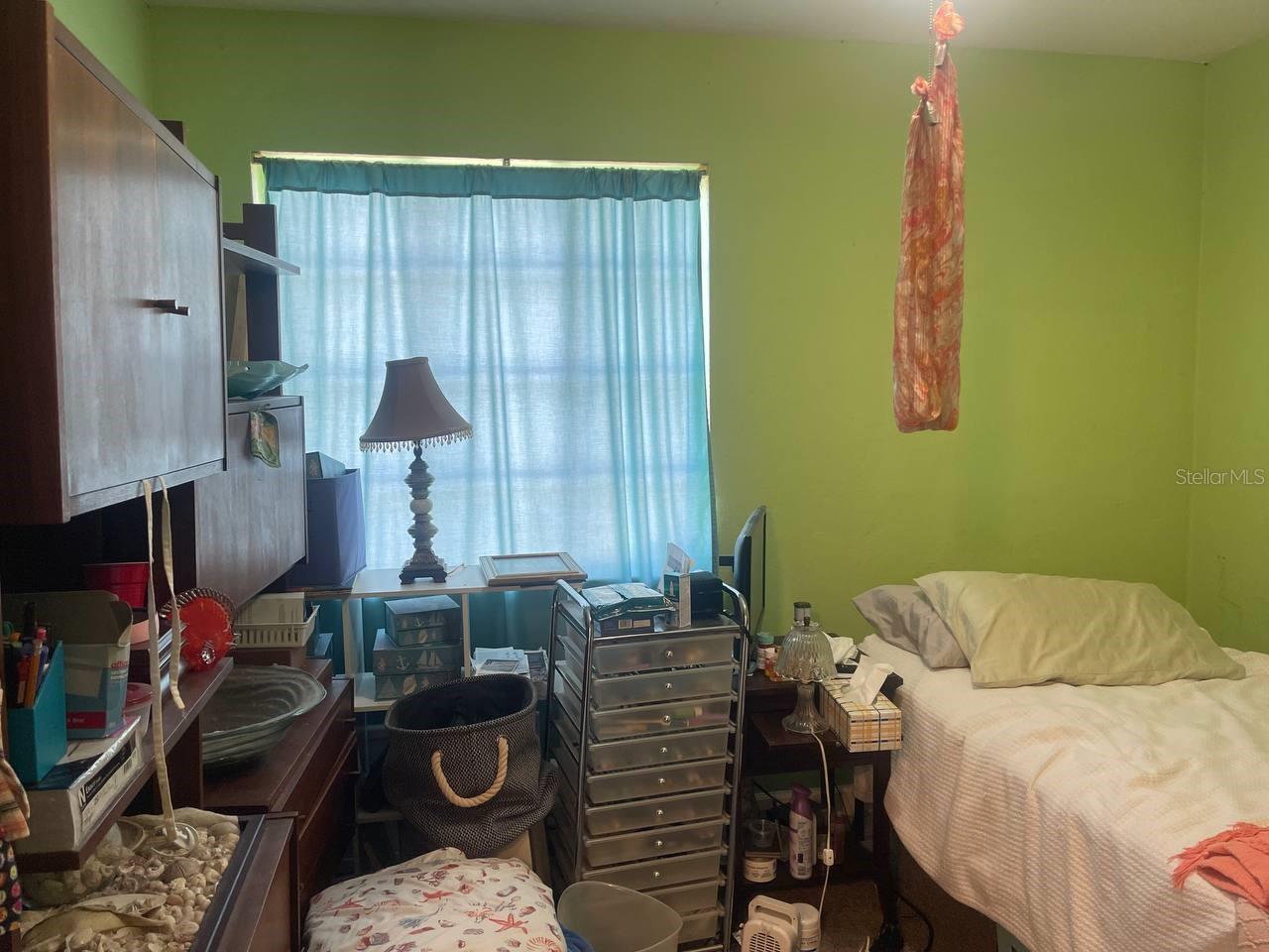 Image 17 of 24 For 1900 26th Avenue N