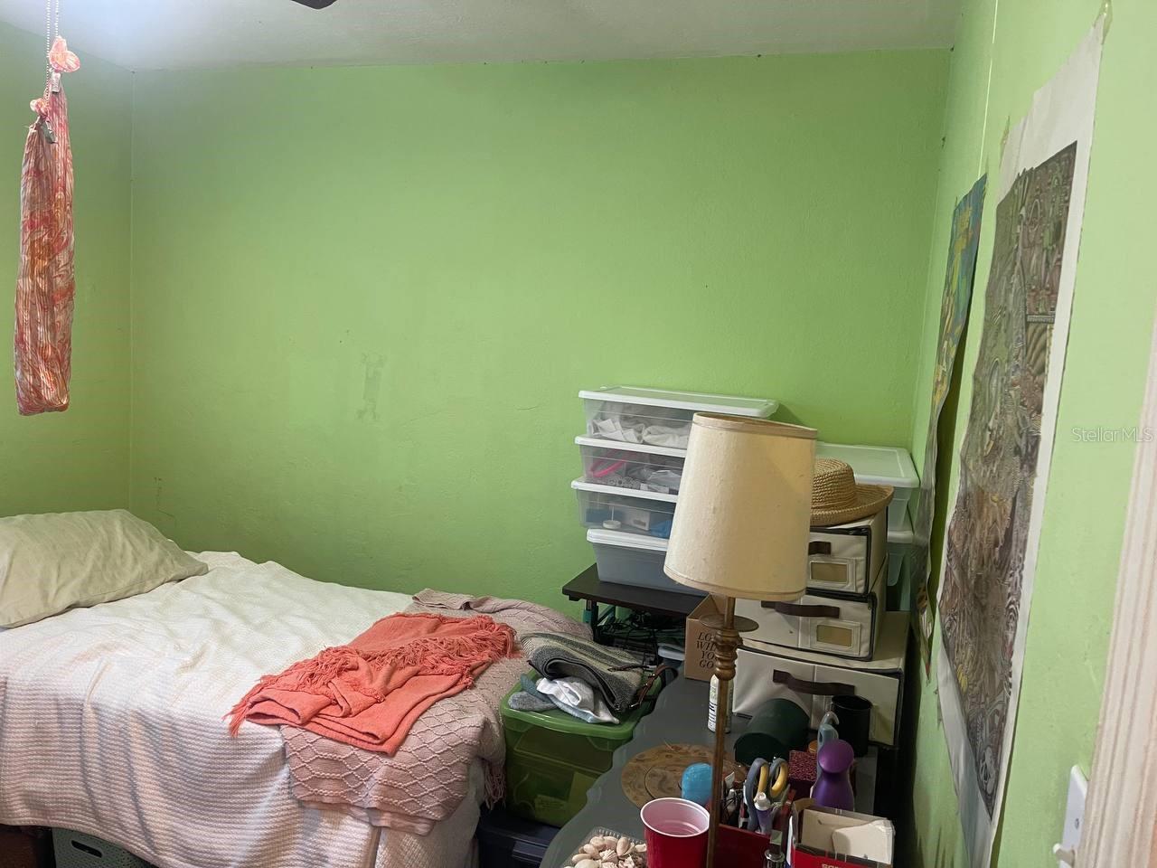 Image 18 of 24 For 1900 26th Avenue N