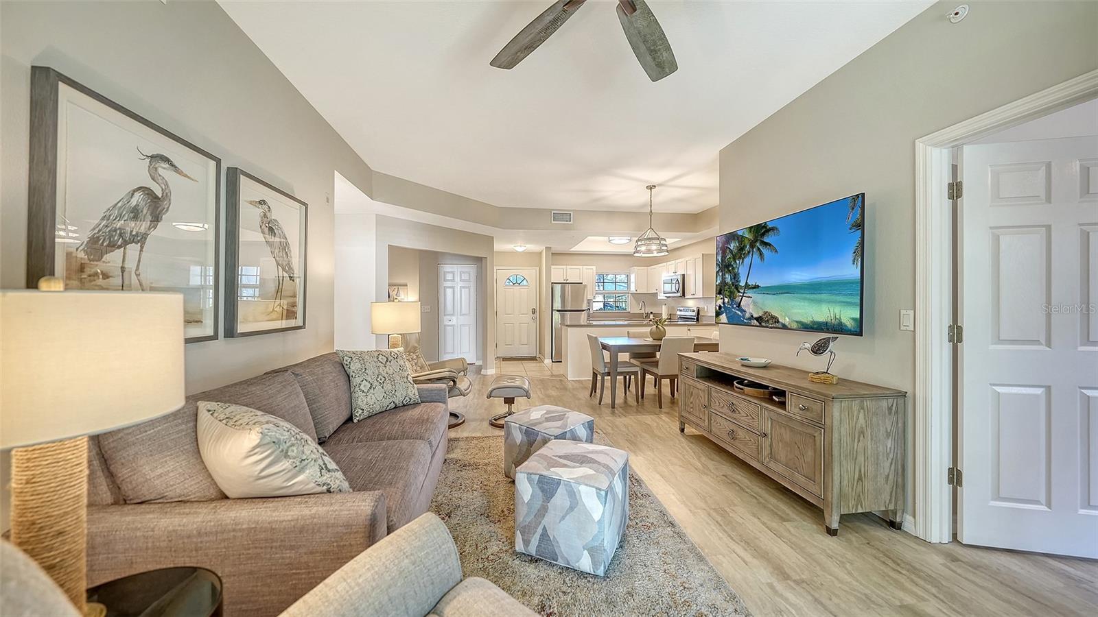 Image 9 of 67 For 4240 Breezeway Boulevard 310