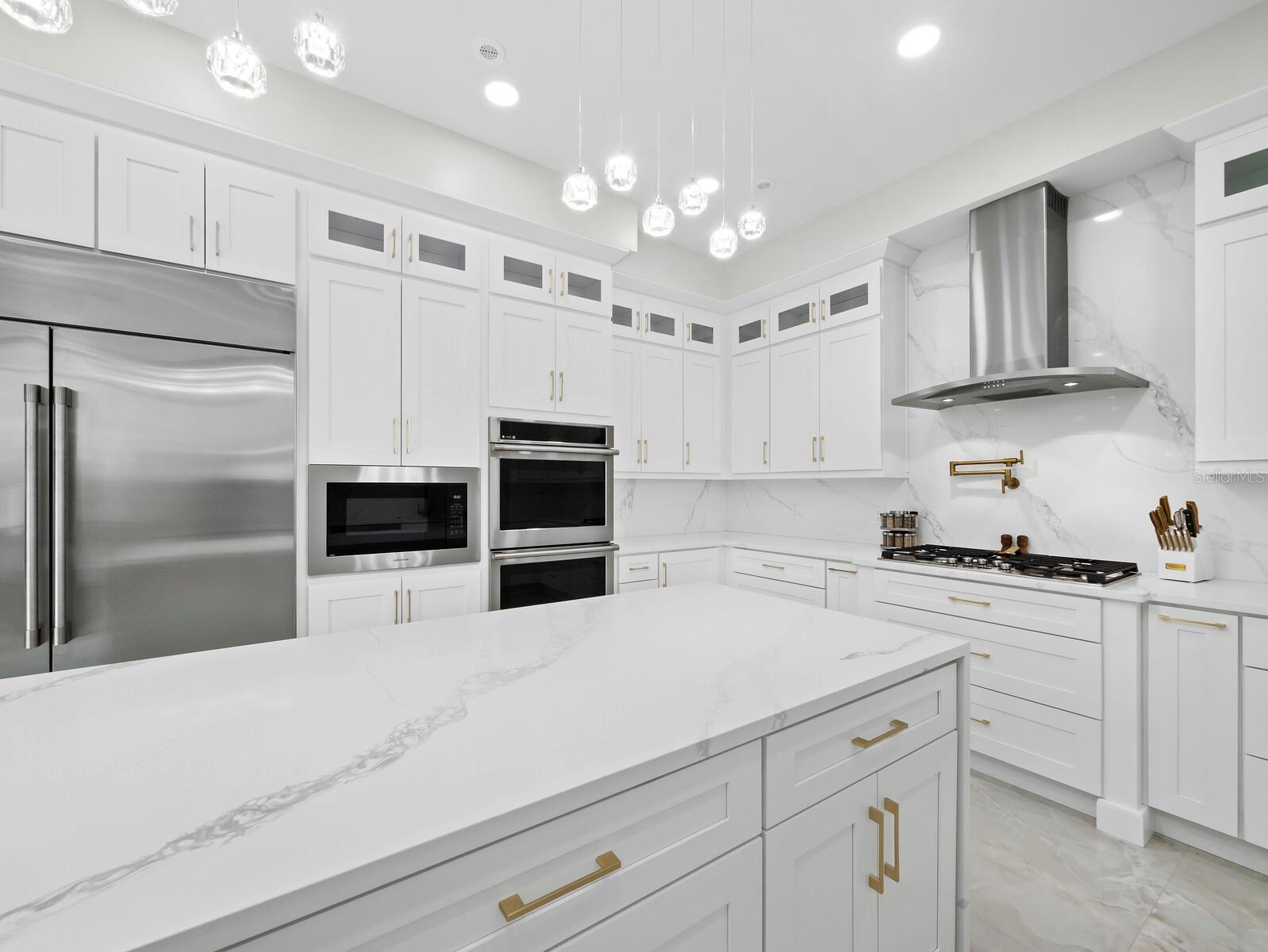 Image 16 of 55 For 635 Jungle Queen Way