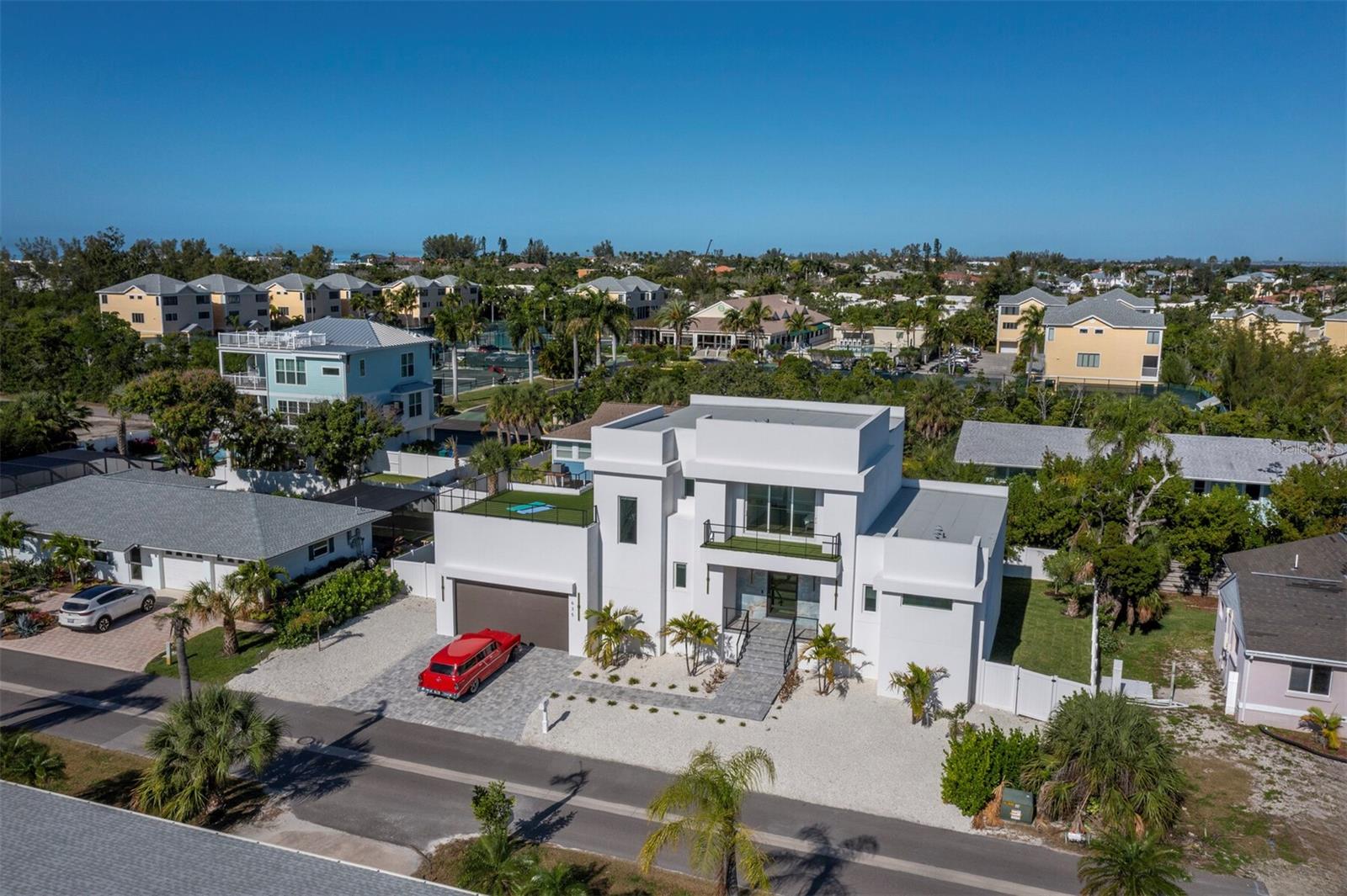 Image 54 of 55 For 635 Jungle Queen Way