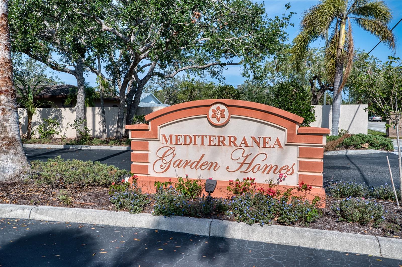 Image 32 of 52 For 3980 Mediterranea Circle 522