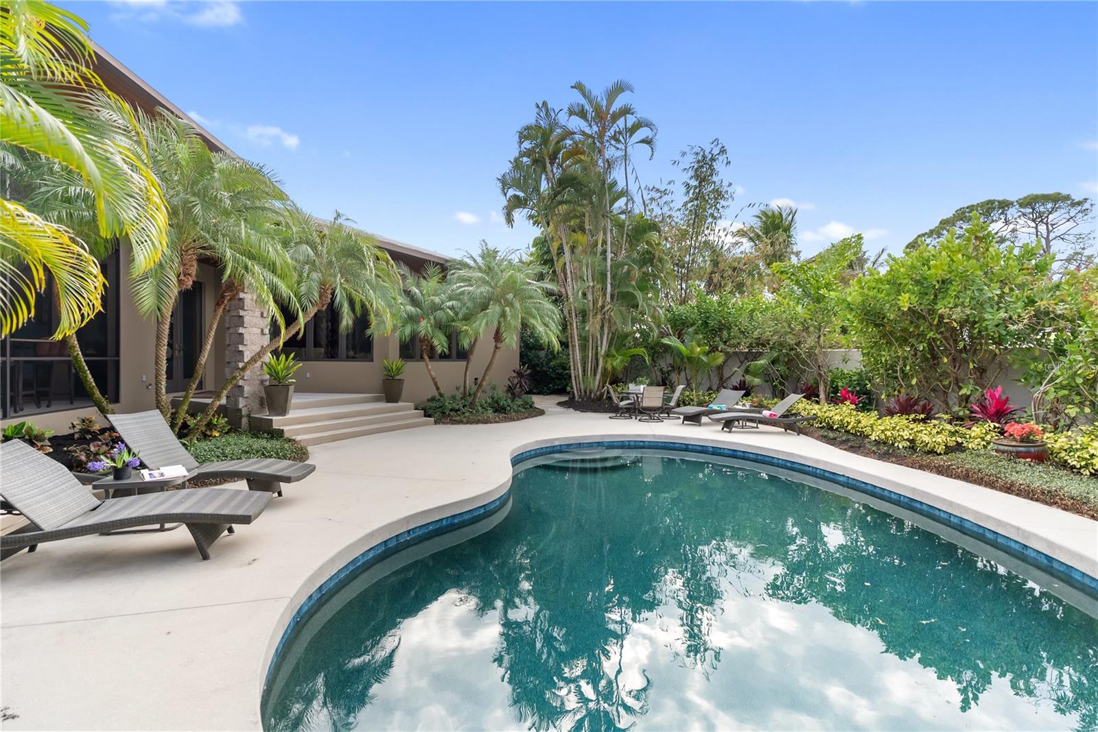 Image 11 of 25 For 1804 Lake Shore Drive