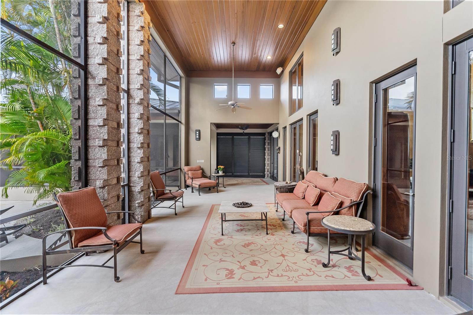 Image 13 of 25 For 1804 Lake Shore Drive