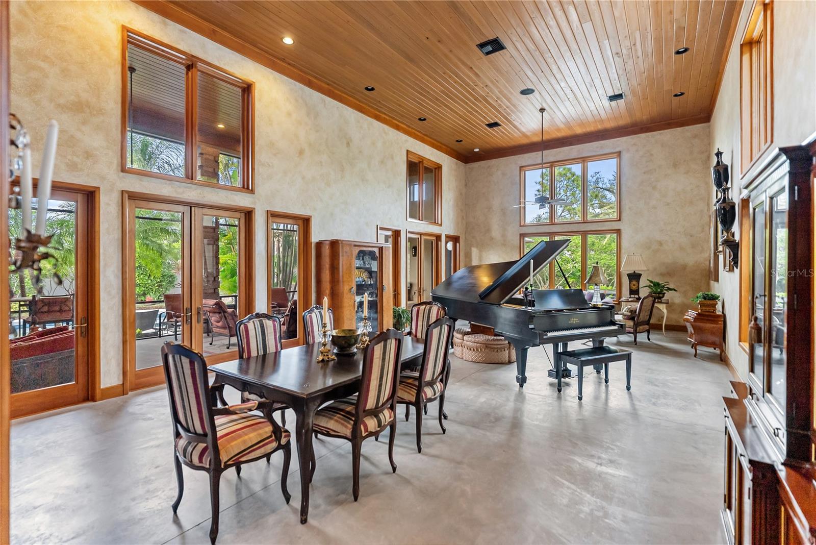 Image 5 of 25 For 1804 Lake Shore Drive