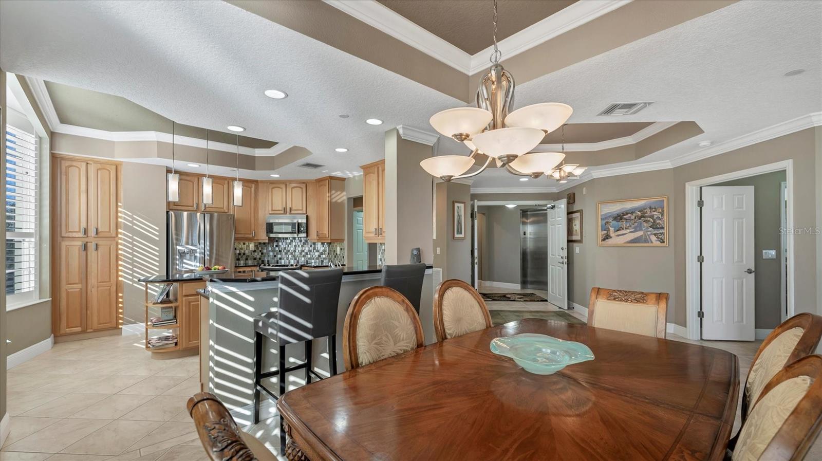 Image 18 of 74 For 6414 Watercrest Way 302