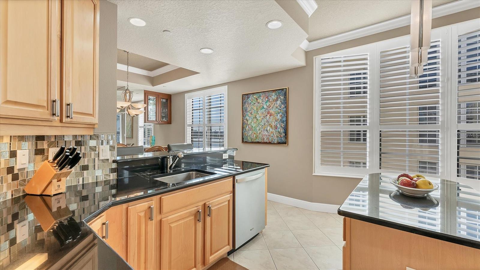 Image 25 of 74 For 6414 Watercrest Way 302