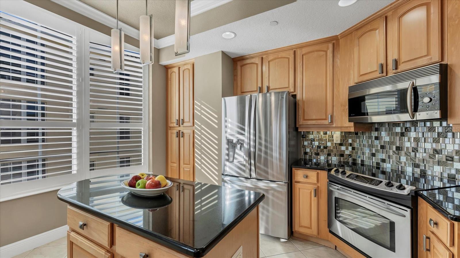 Image 26 of 74 For 6414 Watercrest Way 302