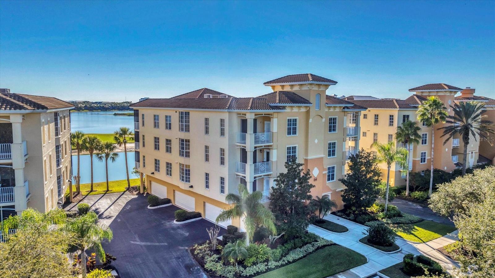 Image 7 of 74 For 6414 Watercrest Way 302