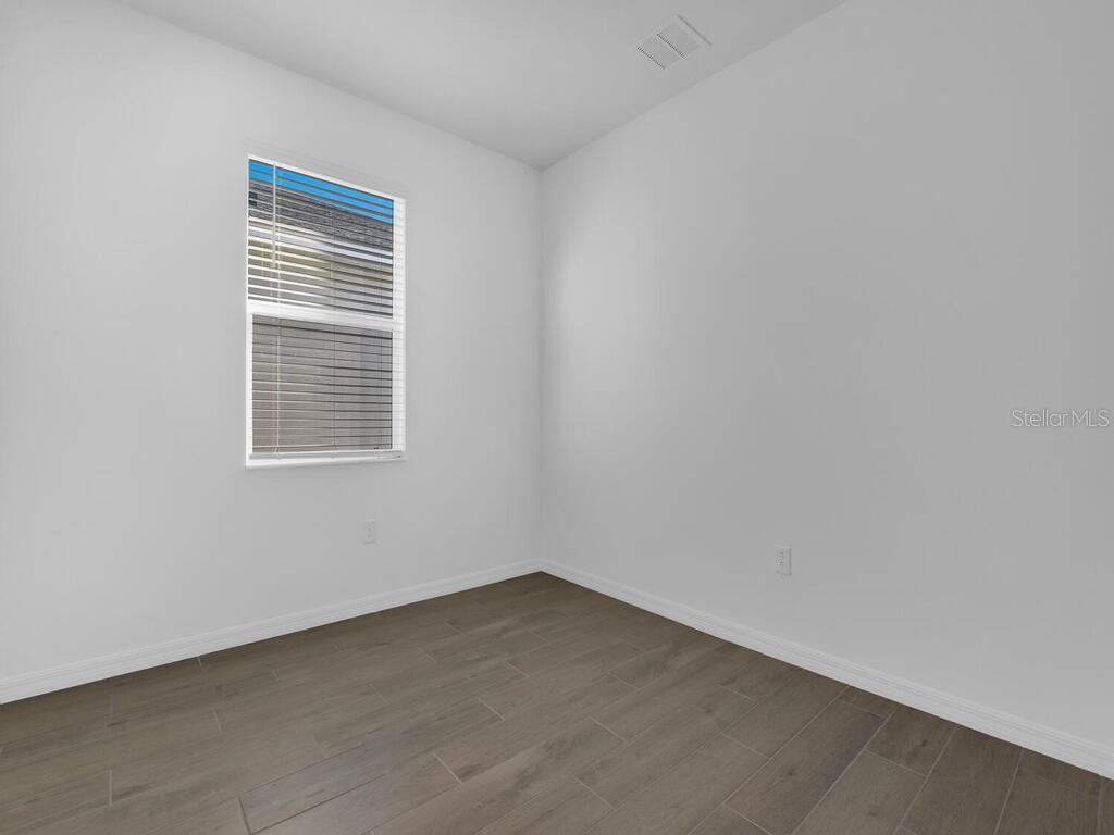 Image 22 of 39 For 11605 Cloverly Lane