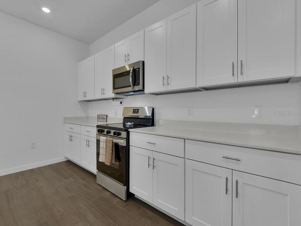 Image 5 of 39 For 11605 Cloverly Lane