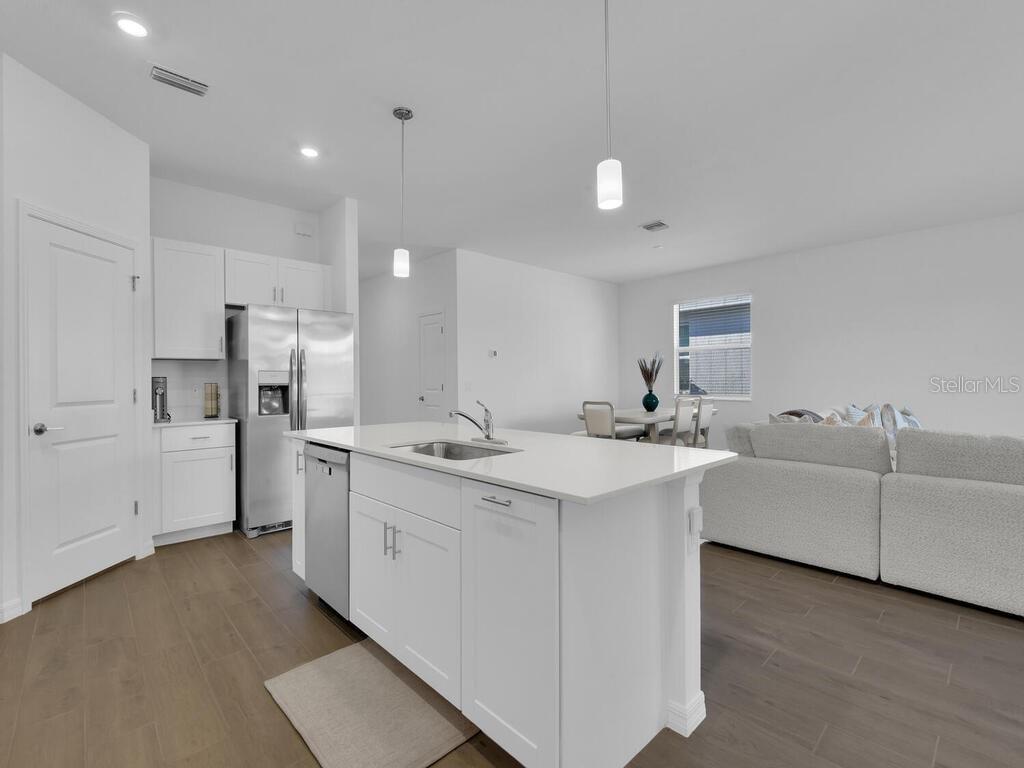 Image 6 of 39 For 11605 Cloverly Lane