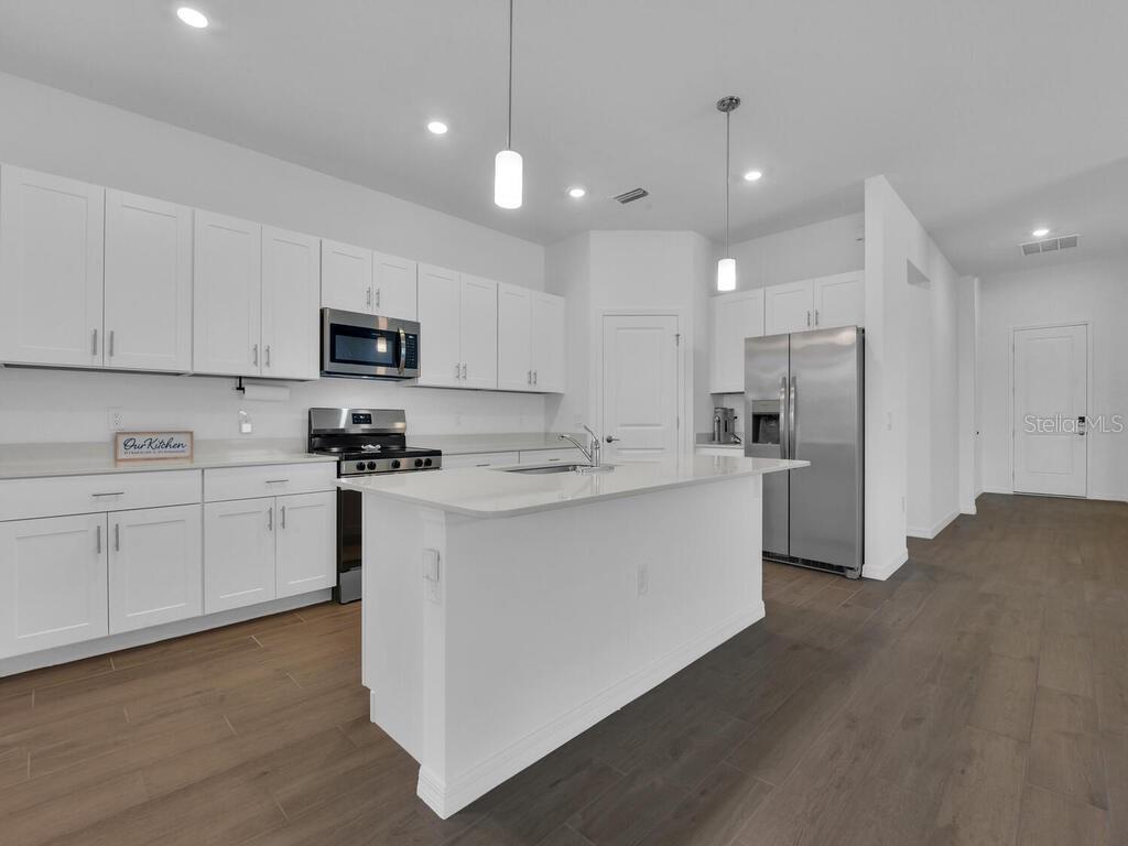 Image 8 of 39 For 11605 Cloverly Lane