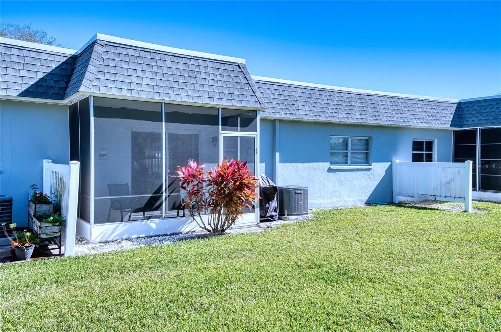 Image 15 of 22 For 3810 41st Street W 3810