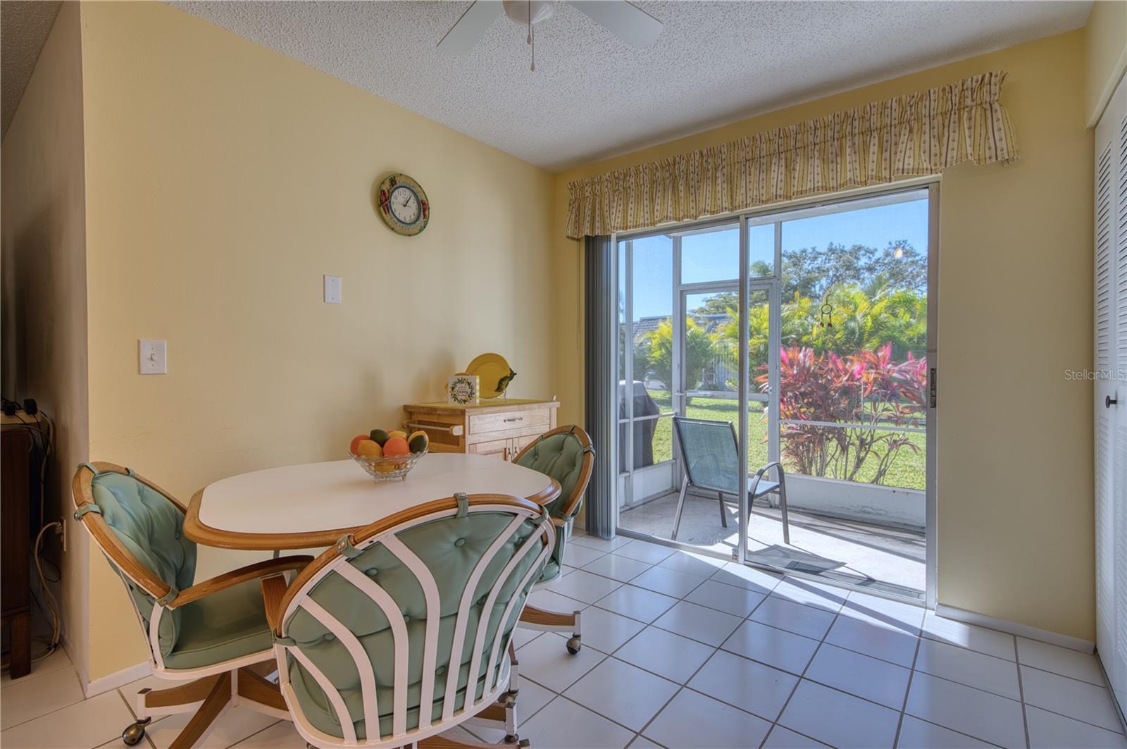 Image 9 of 22 For 3810 41st Street W 3810