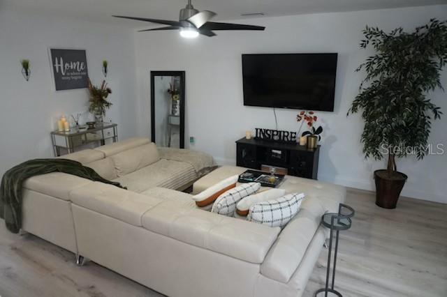 Image 10 of 55 For 16077 Dawnview Drive