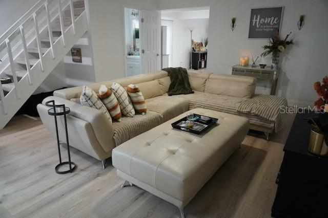 Image 11 of 55 For 16077 Dawnview Drive